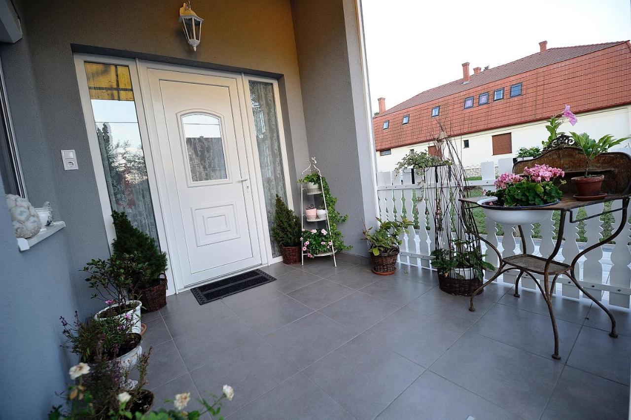Vintage Home Lelle Balatonlelle Exterior foto